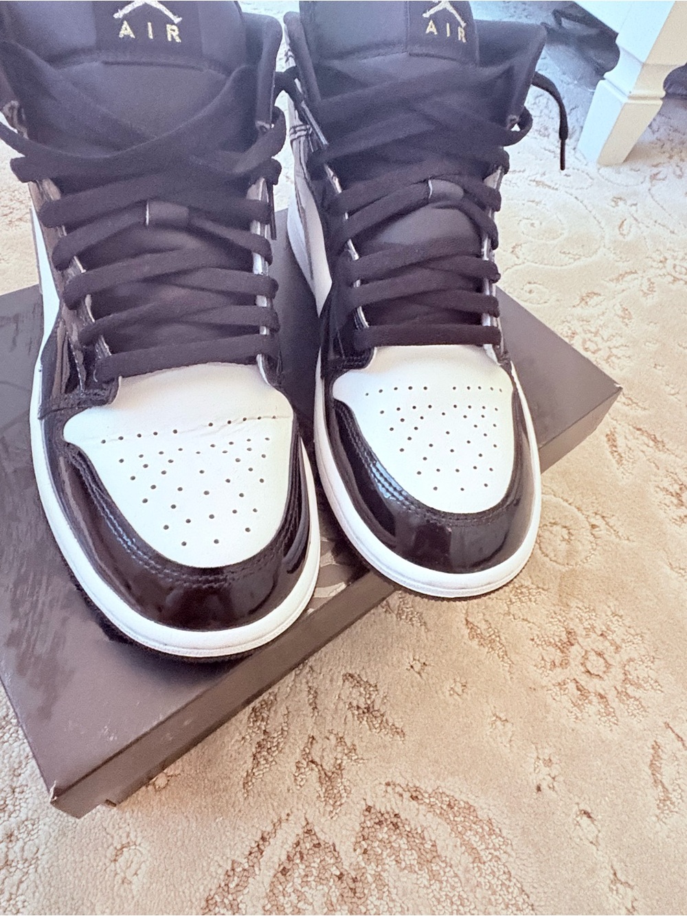 Nike Black White Silver Air Jordan 1 Mid Sneakers - Picture 3 of 11
